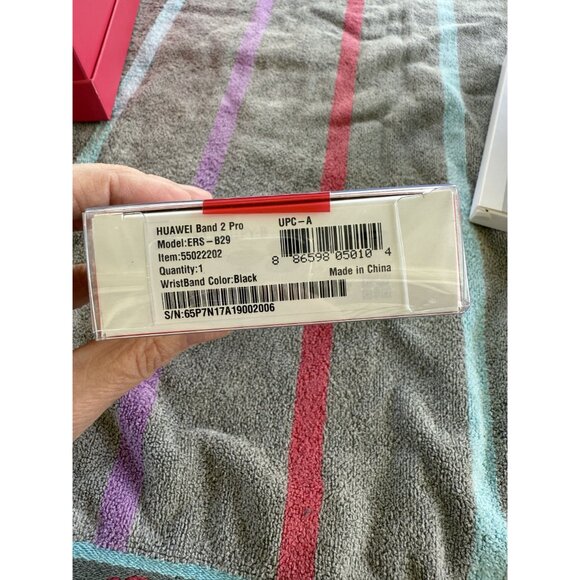 Huawei Band 2 Pro Fitness Tracker With Built-In GPS Black Wristband Unopened - Picture 3 of 4